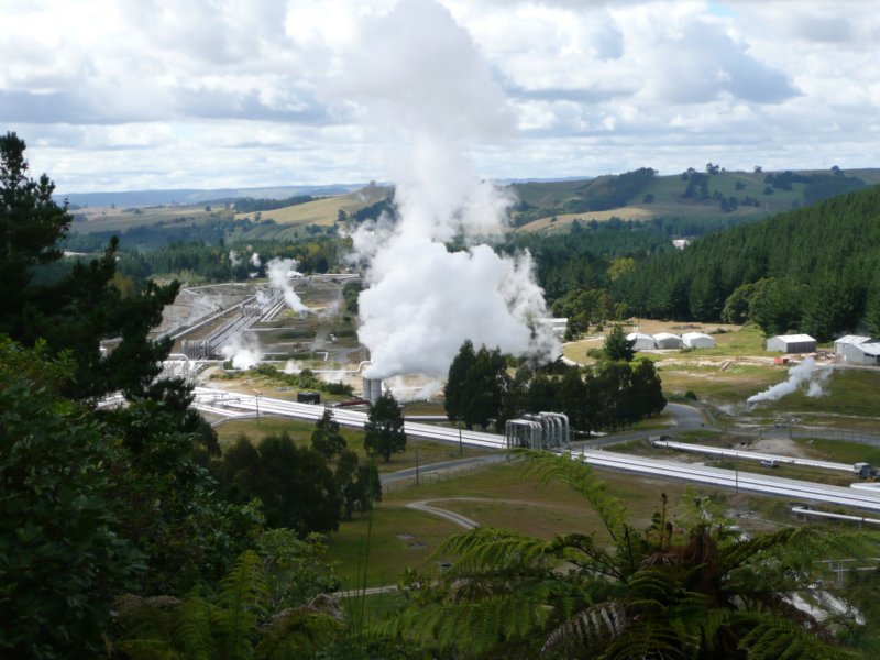 geothermalpowerstationwairakei3.jpg