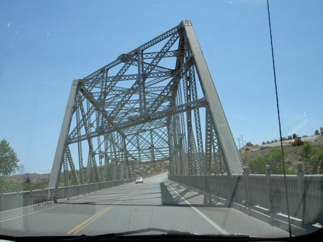 orograndebridgeacrossthemojaveriver.jpg