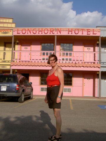 longhornhotel.jpg